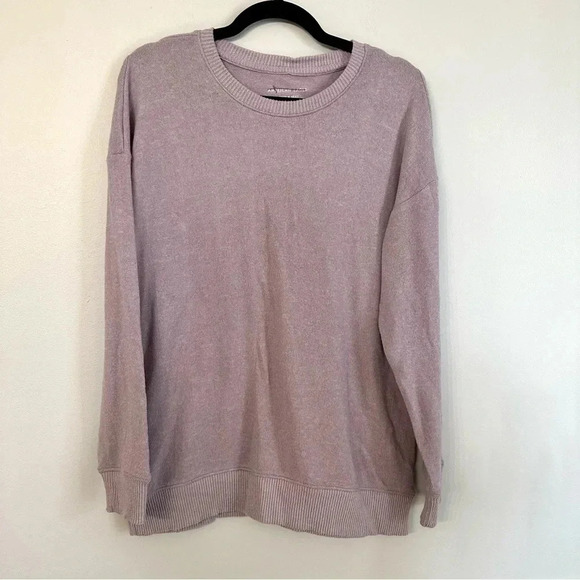 American Eagle Women's Soft & Sexy Plush Lilac Long Sleeve Sweater Size M NWOT - Picture 2 of 7